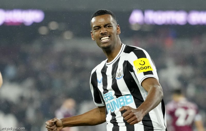 بالصفقة الأكبر.. إيزاك إلى ليفربول