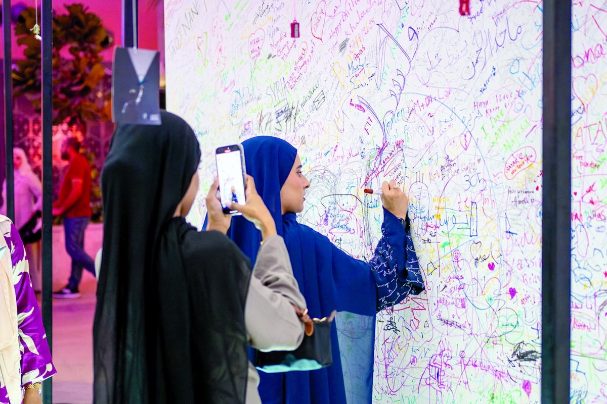 تجربة تفاعلية تسلط الضوء على احتياجات التعليم حول العالم.. «قطر الخيرية» تلفت أنظار الجمهور في جزيرة جيوان