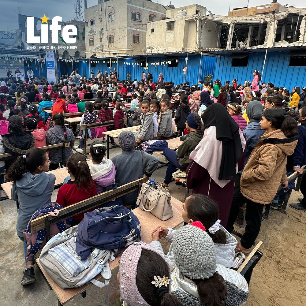 مشروعات "لايف" لدعم التعليم: 34 عاماً من برامج التنمية العلمية المستدامة لدعم المجتمعات النامية