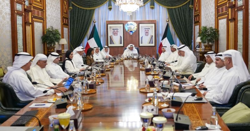 مجلس الوزراء شكّل لجنة خماسية برئاسته لمراجعة قرارات «الصناعة»