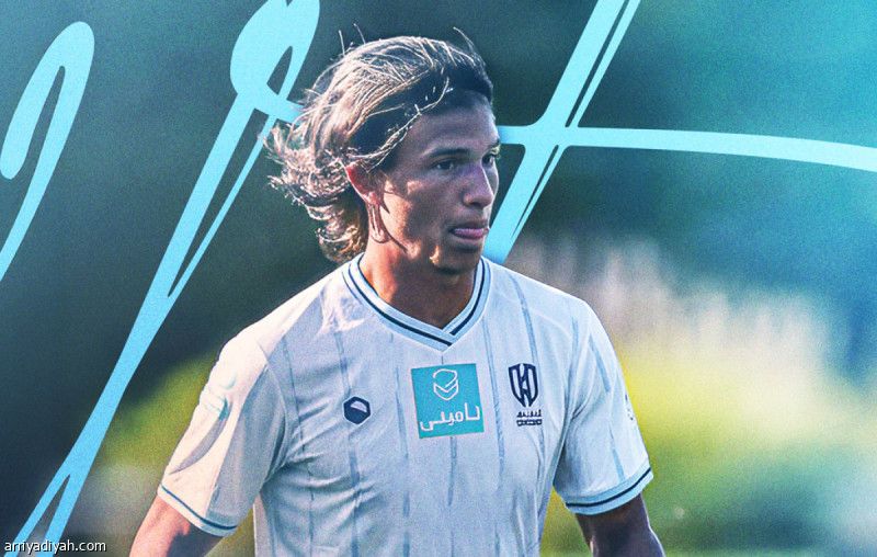 بوريل يلتحق بتدريبات الأخدود