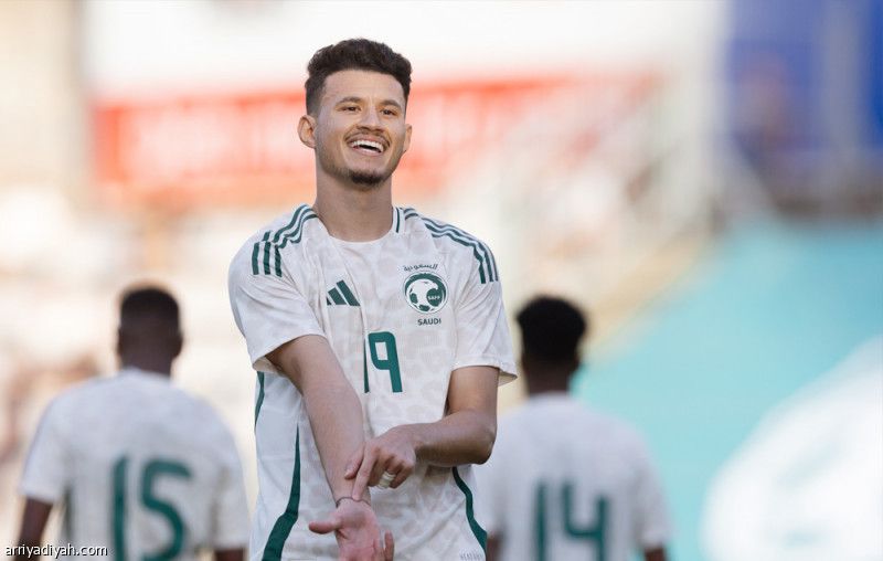 الحافلة تنقل الأخضر إلى كرالوفه