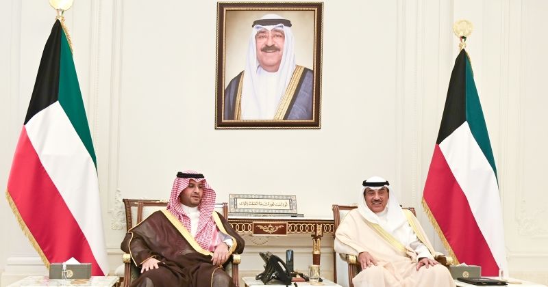 سمو ولي العهد يستقبل وزير الدولة عضو مجلس الوزراء السعودي الأمير تركي بن محمد