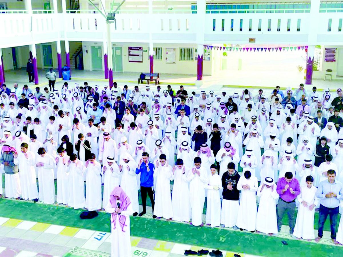 «التعليم» تشدد على ضرورة تثبيت مواقيت الصلاة بالمدارس