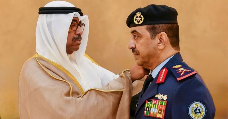 وزير الدفاع يقلّد الشريعان رتبته الجديدة