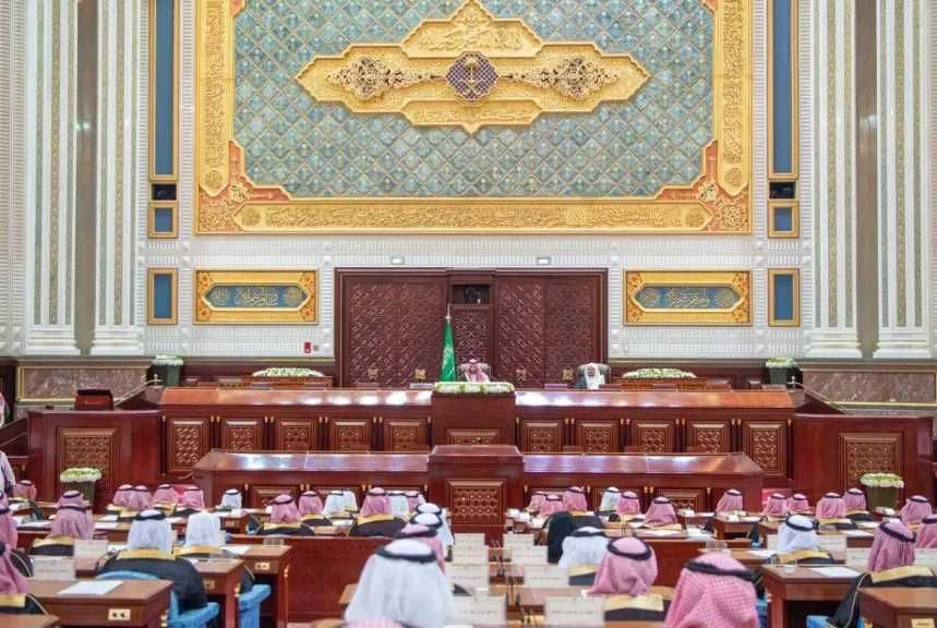 ولي العهد السعودي: اقتصاد متنوع ومشروعات تعزز رفعة المواطن وتوازن سوق العقار