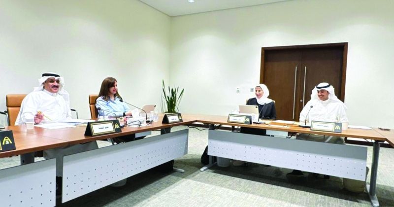 جانب من اجتماع اللجنة