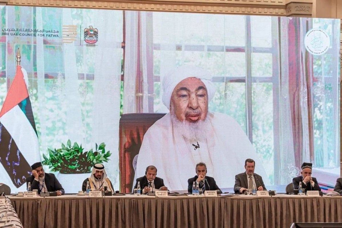 في منتدى حوار الوثائق .. ابن بيه يستعرض جهود الإمارات للسلام