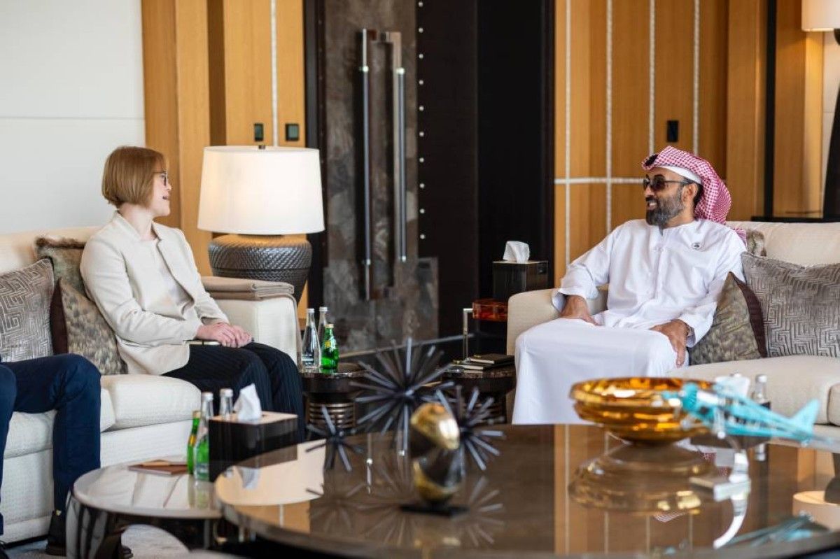 طحنون بن زايد يبحث مع مسؤولة بريطانية توسيع الشراكة بين الإمارات والمملكة المتحدة في الذكاء الاصطناعي