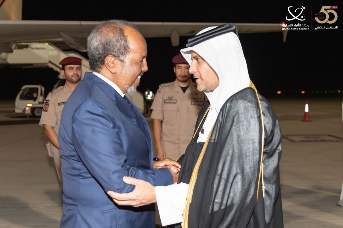 رئيس الصومال الفيدرالية يصل الدوحة
