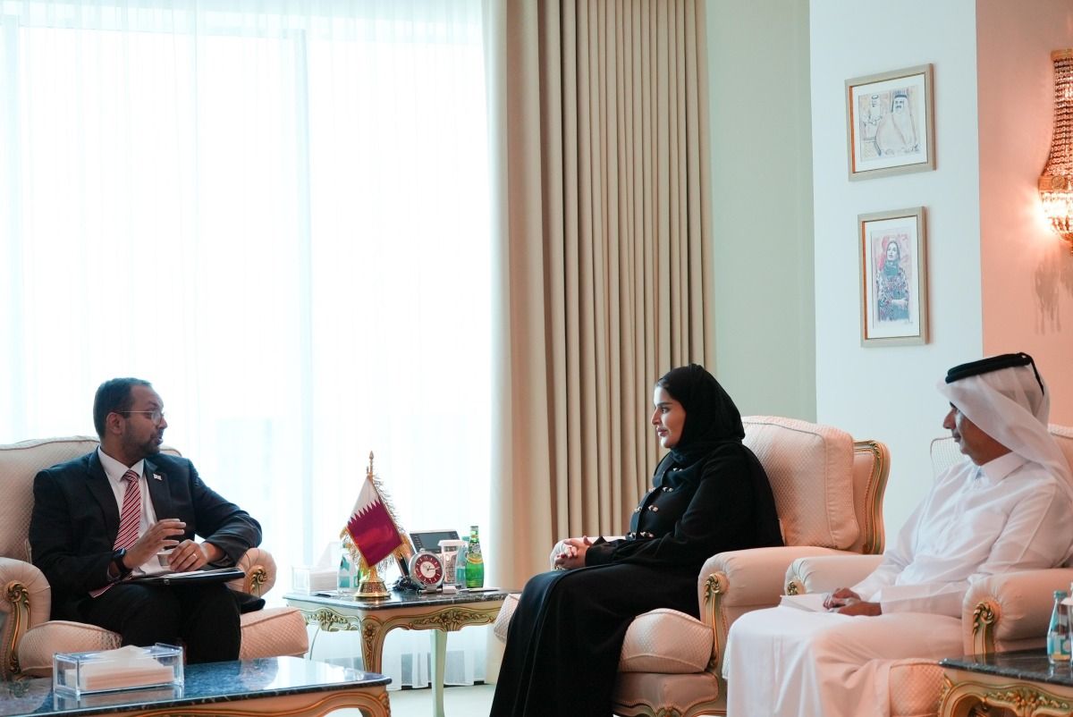 وزير الدولة للتعاون الدولي تجتمع مع السفير البريطاني