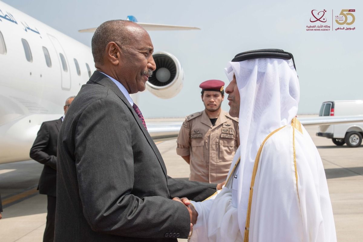 رئيس مجلس السيادة الانتقالي السوداني يصل الدوحة