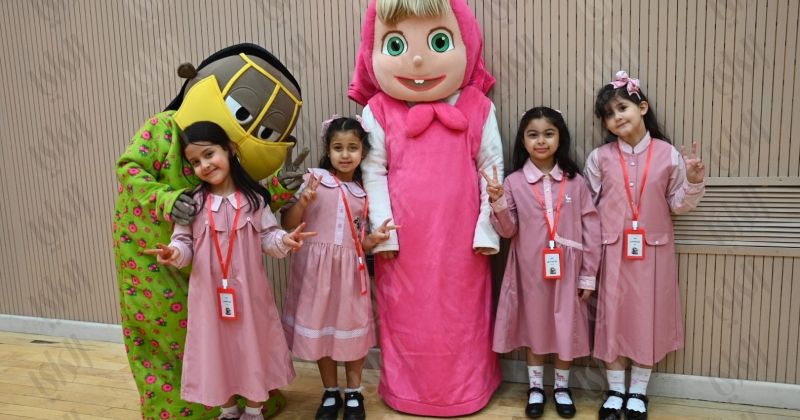 طلبة الصف الأول.. دشّنوا العام الدراسي