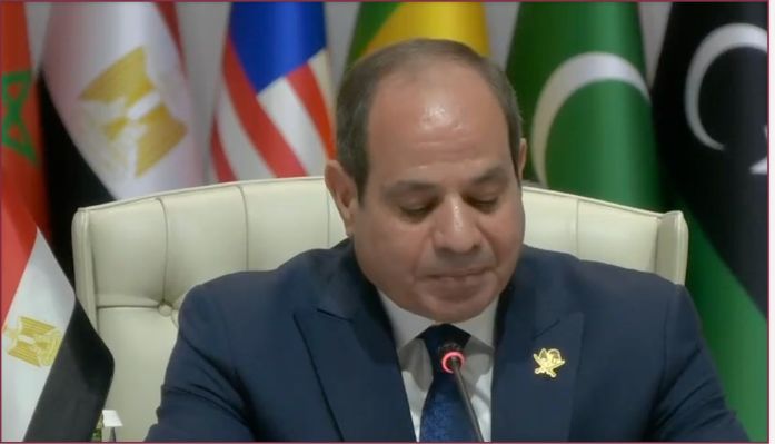 الرئيس المصري يؤكد تضامن بلاده الكامل مع قطر في مواجهة العدوان الإسرائيلى الآثم