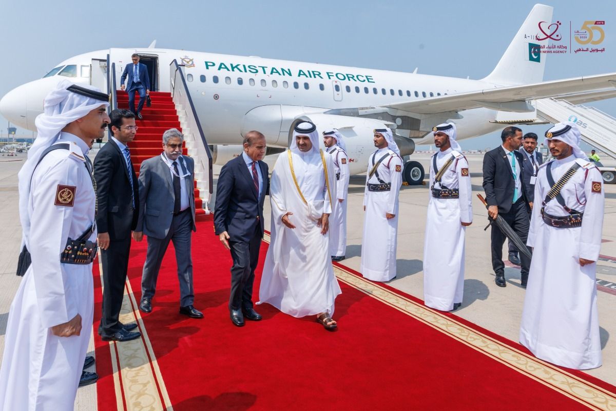 رئيس وزراء باكستان يصل الدوحة