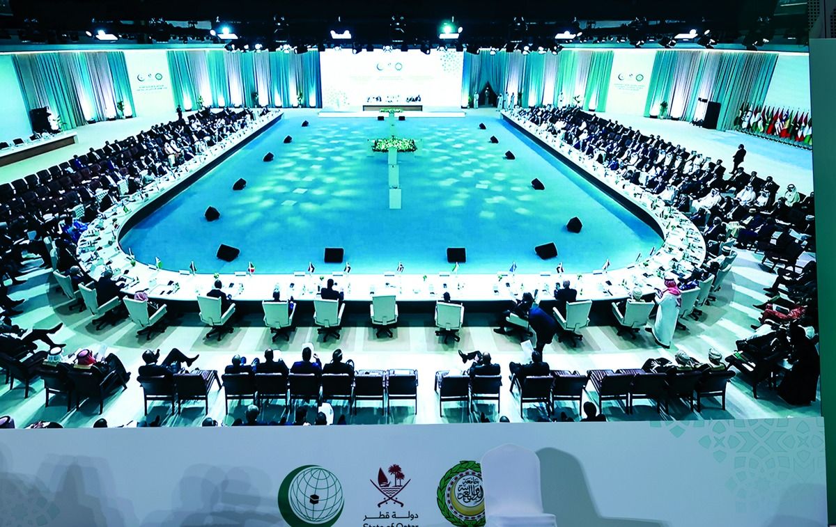 أكدوا أن القمة وحدت الموقف العربي والإسلامي ضد إسرائيل.. باحثون وأكاديميون: تعميق عزلة كيان منفلت من القيم الإنسانية والقوانين الدولية