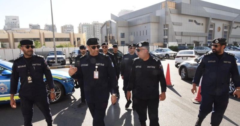 اللواء العدواني: التعامل بحزم مع أي سلوكيات خاطئة على الطرق