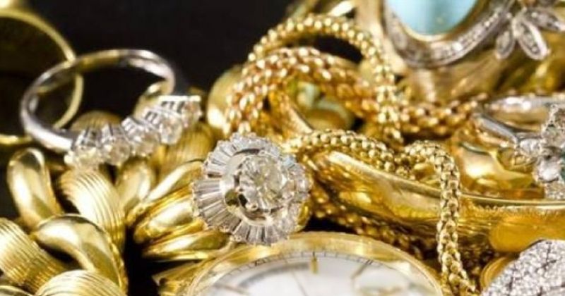 «الداخلية» تذكّر بـ ضوابط حمل الأموال والمجوهرات والمقتنيات الثمينة أثناء السفر