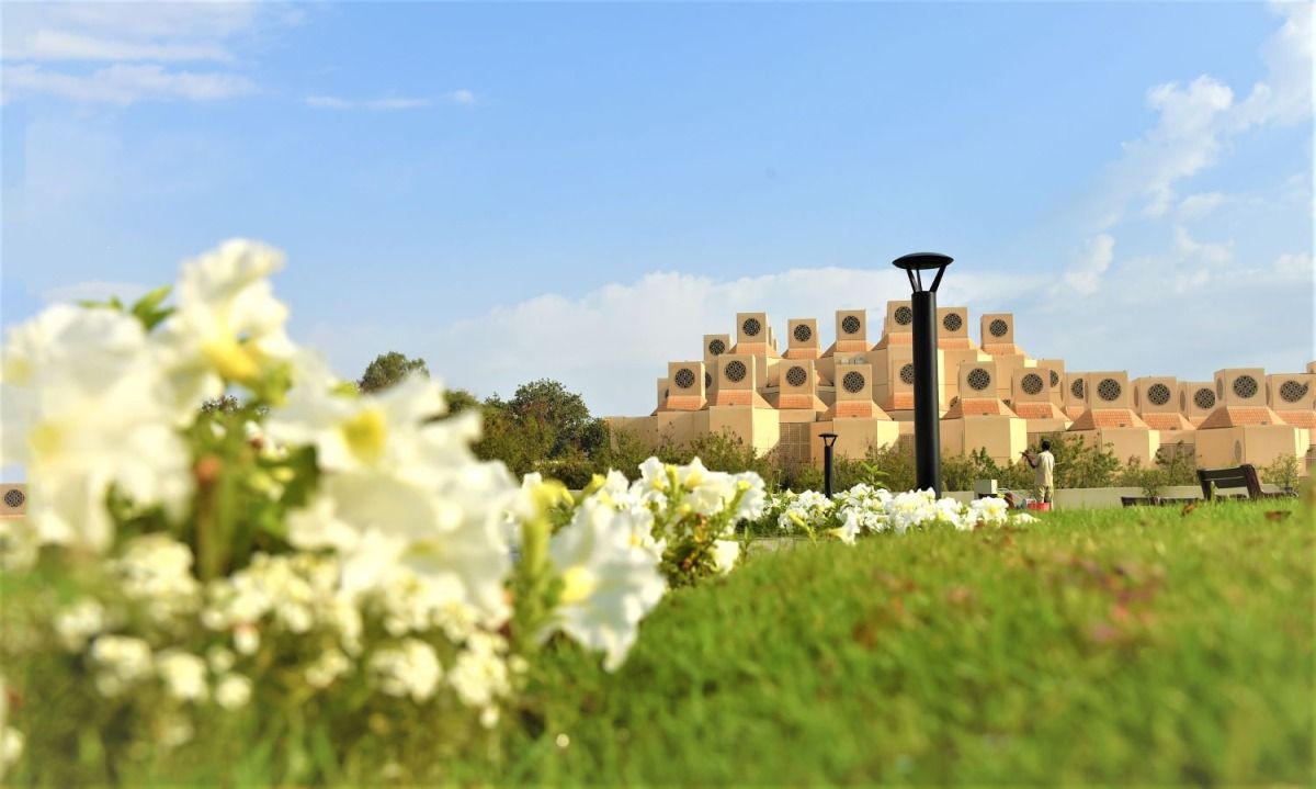 برنامج ماجستير العلوم في العلوم الحيوية الطبية بجامعة قطر يحصل على اعتماد دولي