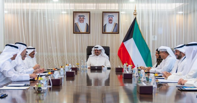 رئيس الوزراء: الالتزام بتنفيذ الخطط الإستراتيجية ضمن الإطار الزمني المقرر لها