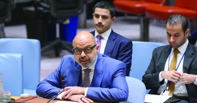 السفير طارق البناي