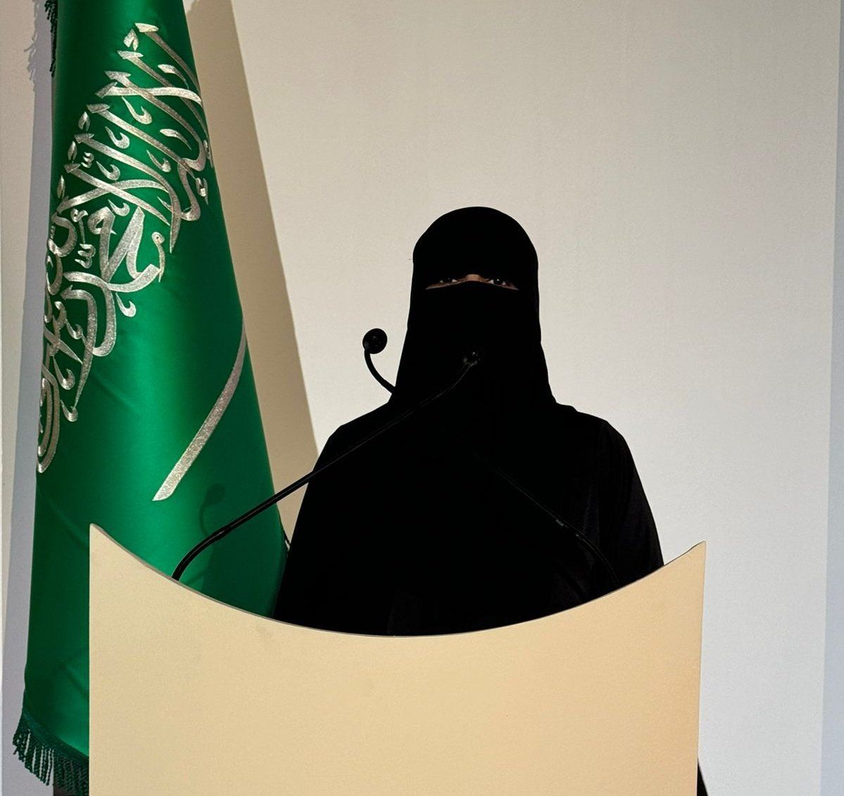 “نجلاء الردادي”.. ضمن قائمة العلماء الأكثر تميزًا وتأثيرًا في العالم