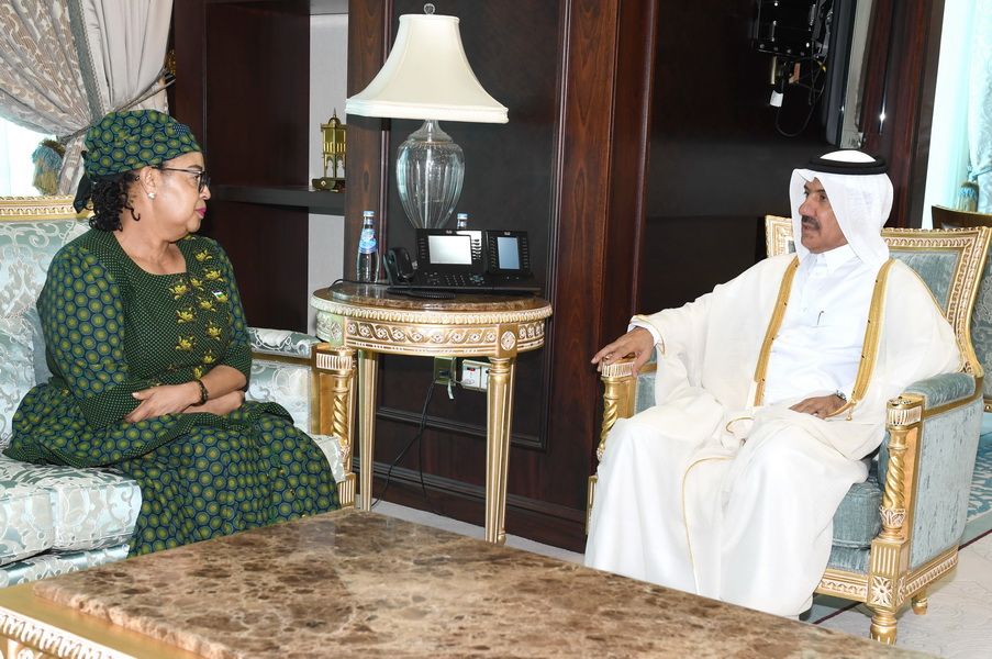 الأمين العام لوزارة الخارجية يتسلم نسخة من أوراق اعتماد سفراء السودان وليسوتو وجزر سليمان