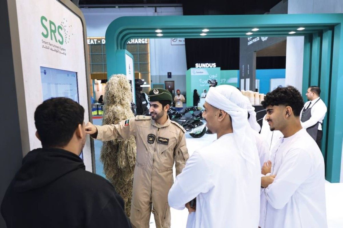 شرطة دبي تبحث عن «مرشح طيار» و«جامعي ملازم طيار» و«مساعد عالم بيانات»