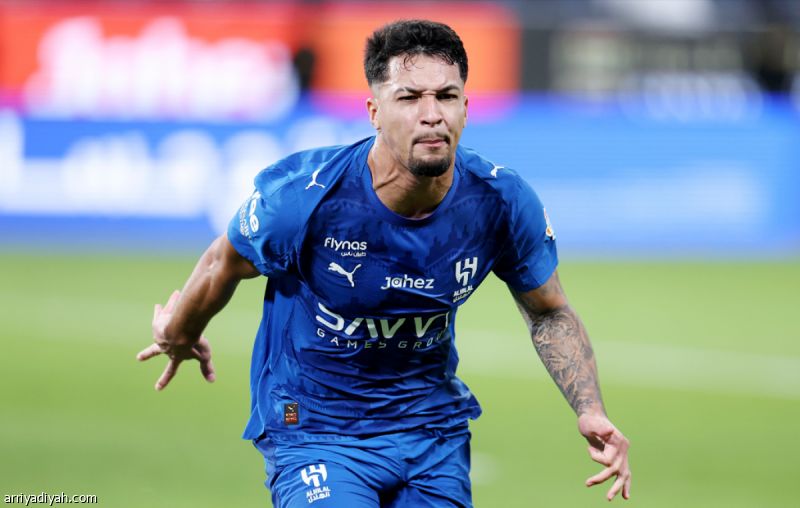 عودة الهلال الأولى تكبد الأخدود الهزيمة المعتادة