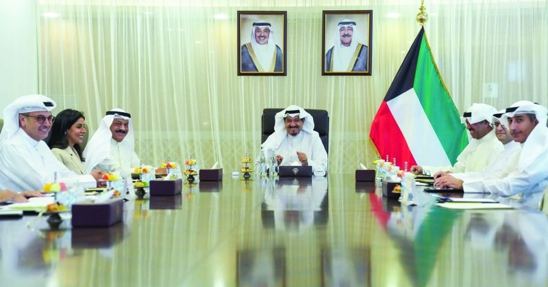 العبدالله مترئساً اجتماع اللجنة الوزارية