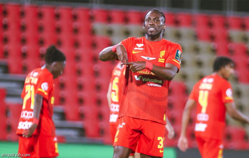 العروبة يفتتح أهداف كينونيس