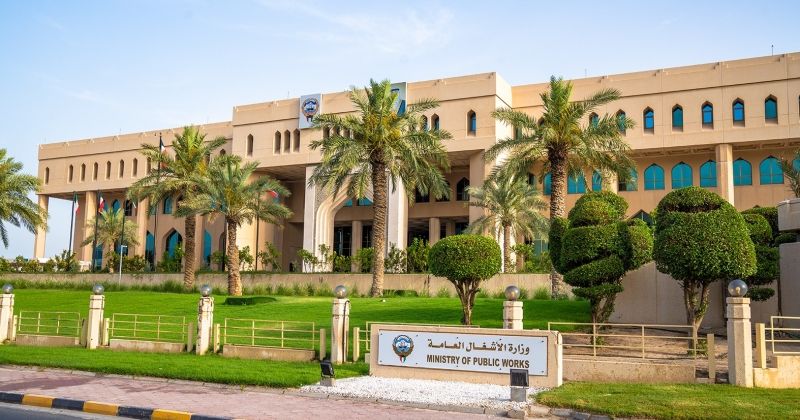 539 موظفاً ينتظرون إعادة توزيعهم بعد إلغاء «الطرق»