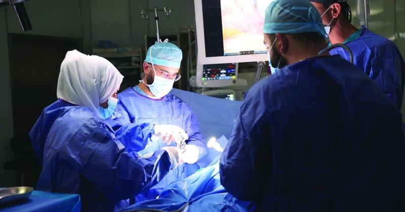 الكويت تقود ثورة الجراحات الروبوتية... في المنطقة
