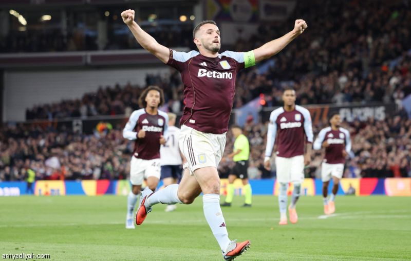 الانتصار الأول.. أستون فيلا يتخطى بولونيا