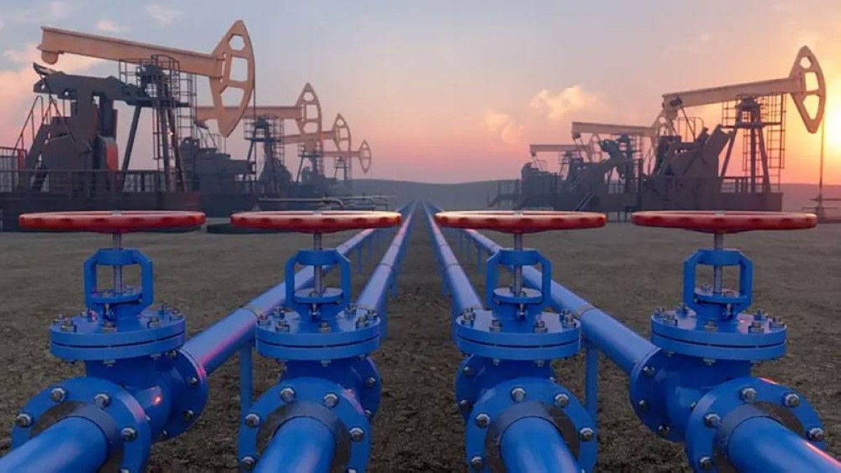 النفط يتجه لأكبر مكاسب أسبوعية في 3 أشهر مع خفض روسيا لصادراتها