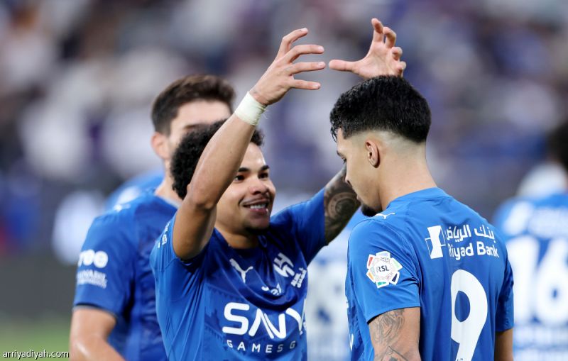 بثنائية الأخدود.. ليوناردو يستعيد ذكريات سيتي