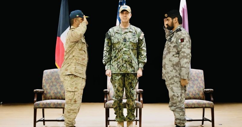 «البحرية الكويتية» تسلم قيادة «قوة الواجب المختلطة 152» إلى «البحرية القطرية»