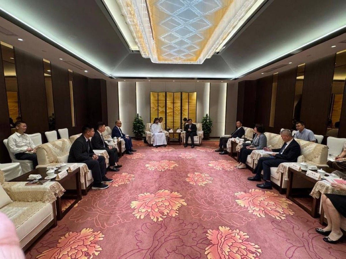 مسؤولون صينيون: الإمارات نموذج في قيادة التحول الرقمي بالمنطقة