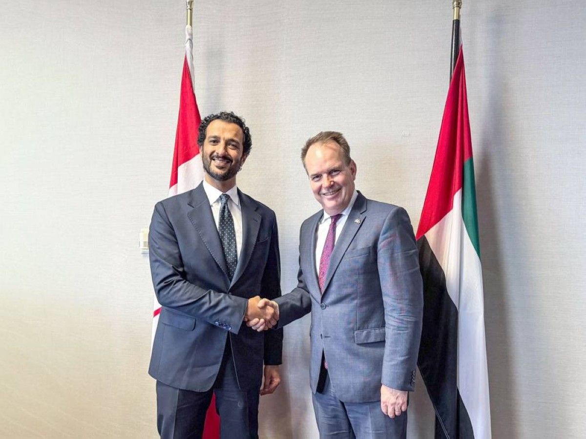 الإمارات وكندا تناقشان تعزيز التعاون في قطاعات الطيران والنقل واللوجستيات