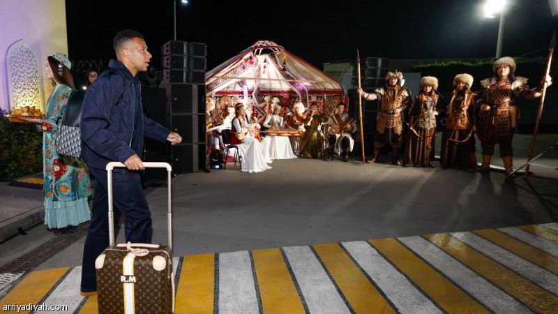 «فيفبرو» يطلق صافرة الإنذار.. اللاعبون على حافة الانهيار