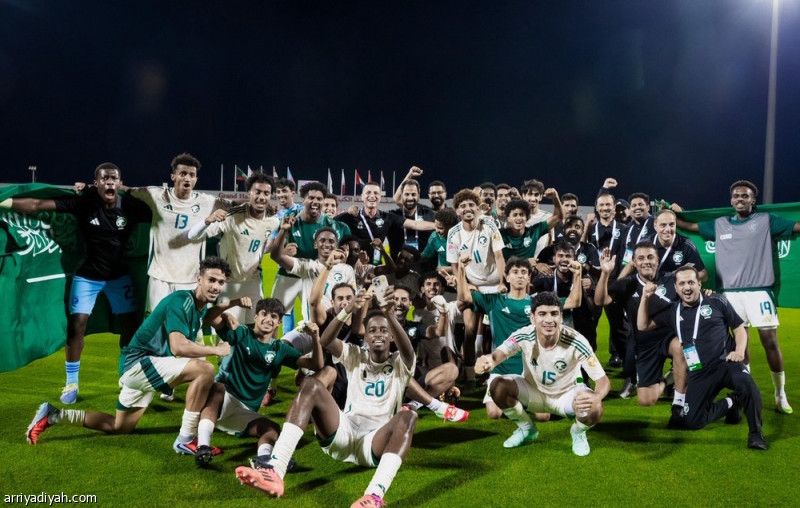 بـ 10 لاعبين.. انتفاضة تزف الأخضر إلى النهائي