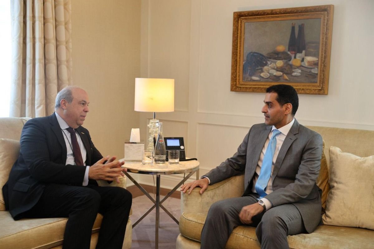 وزير المواصلات يجتمع مع وزير الطيران المدني المصري ونائب وزير النقل الكندي