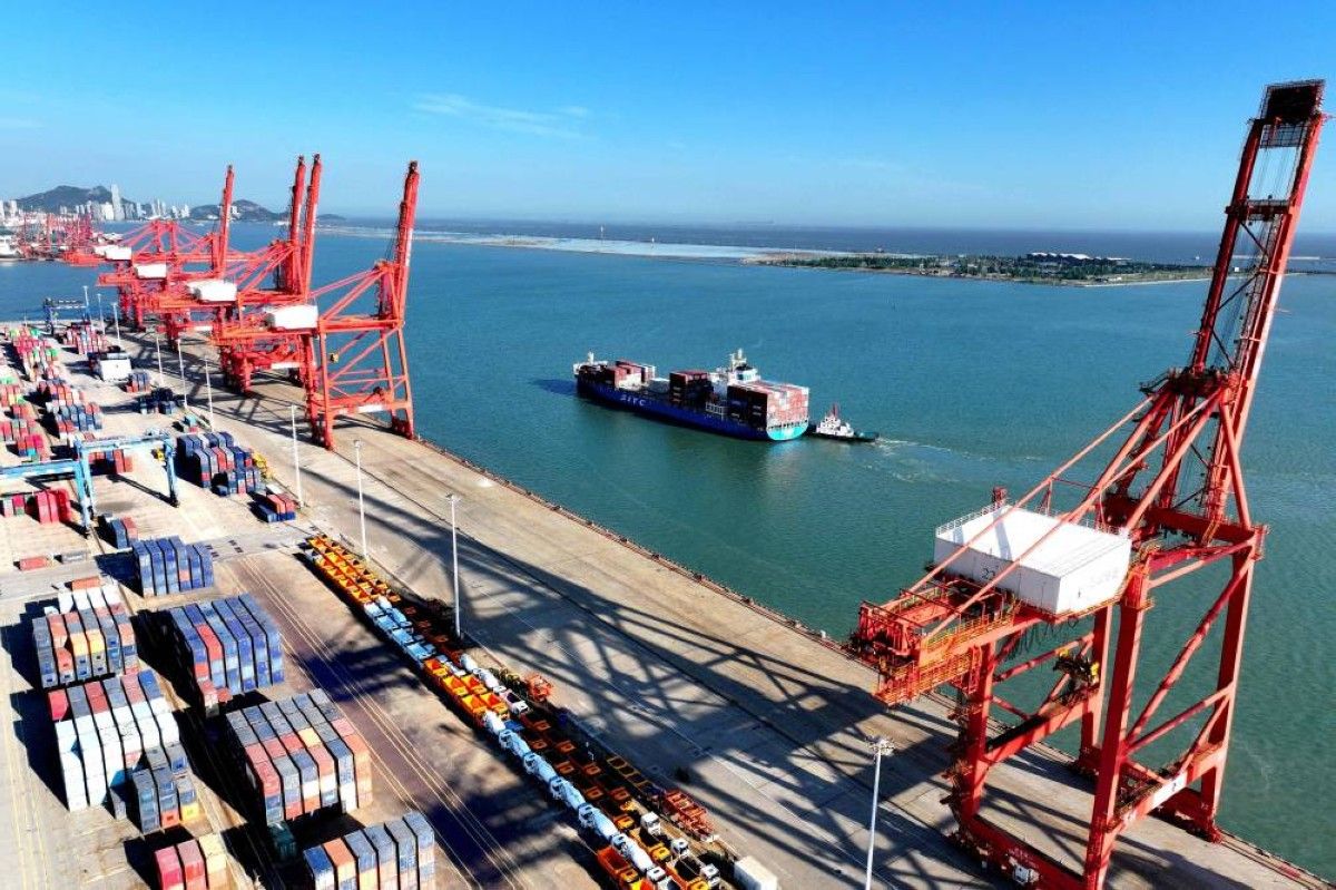 7.4 % نموا في تجارة الخدمات بالصين خلال 8 أشهر