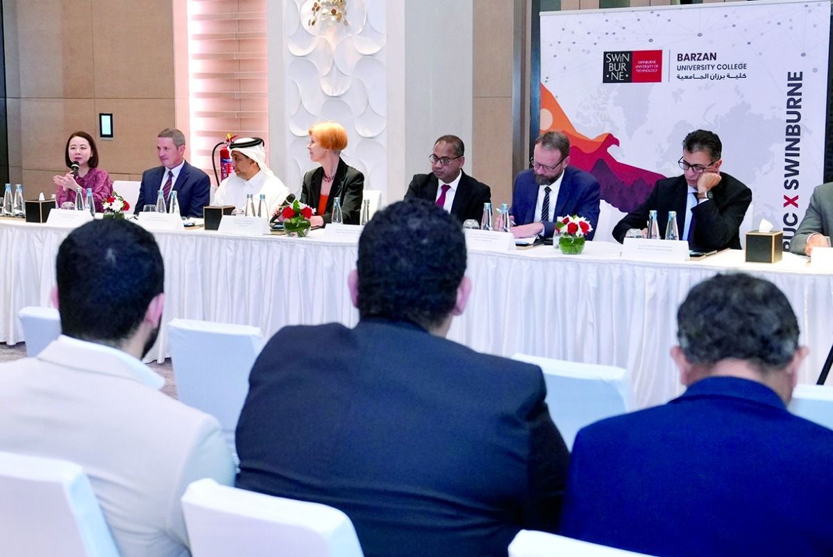 أولى شهادات التعليم العالي الأسترالية في قطر.. تدشين الشراكة بين كلية «برزان» وجامعة «سوينبرن»