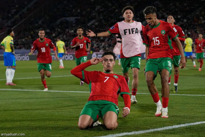 المغرب يسقط البرازيل.. ويعبر