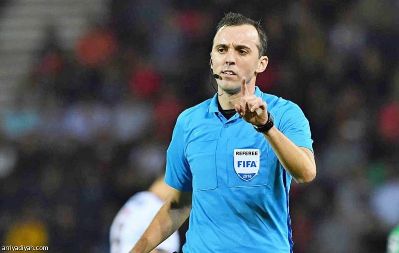 محام برتغالي يقود تحدي الأخضر ونيجيريا