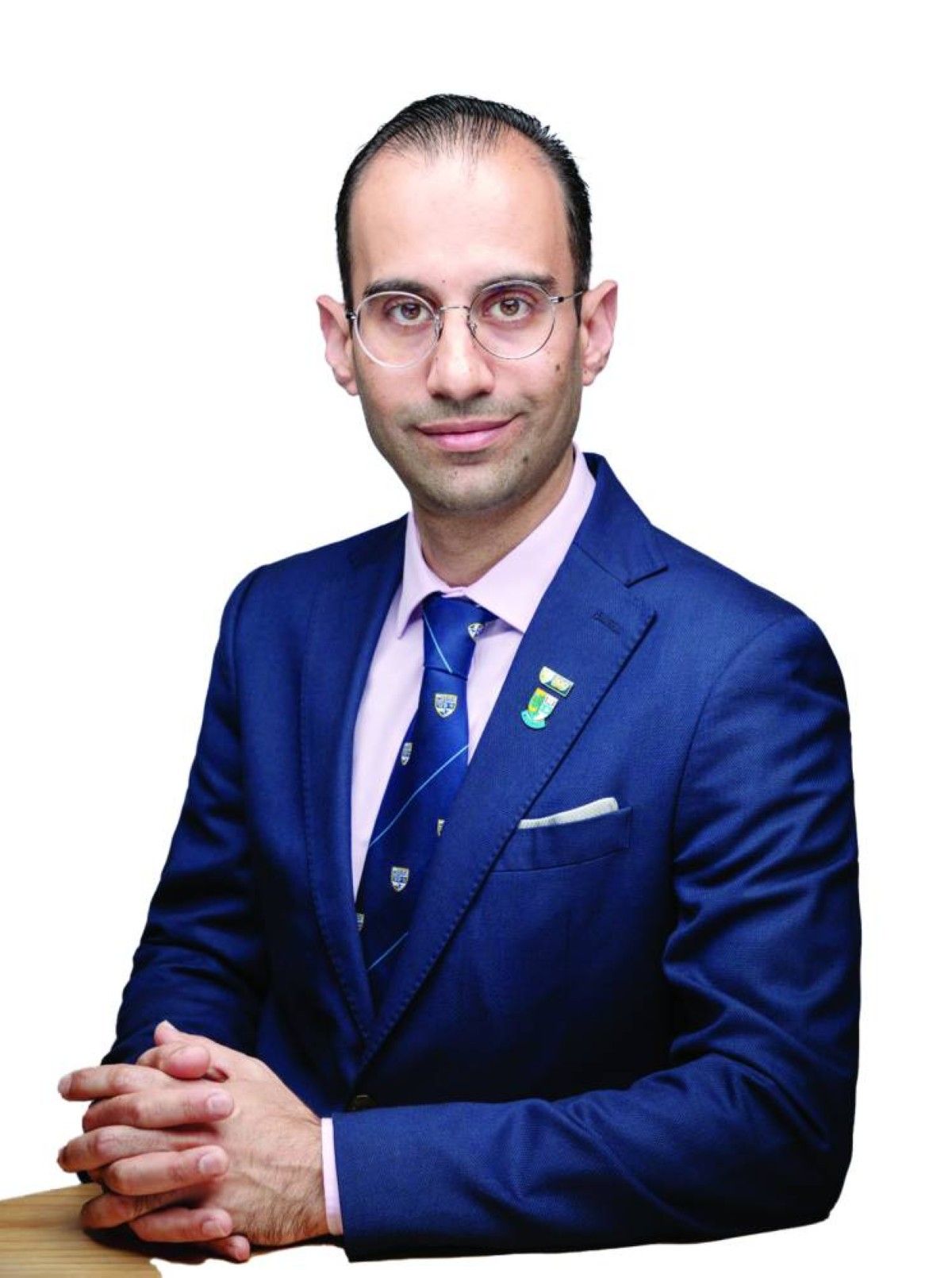 أكاديميون: المبادرة تعزز استقرار الكفاءات البحثية