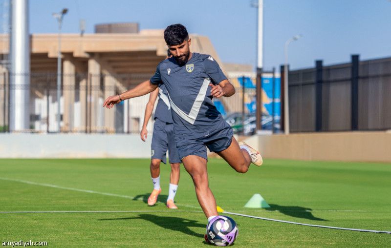 التعاون يستعيد جهود الكويكبي