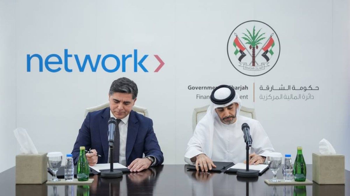 «مالية الشارقة» تتعاون مع «نتورك إنترناشيونال» لتعزيز الدفع الرقمي