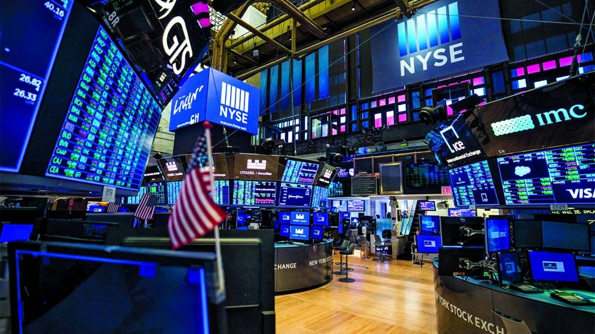 هل تصمد موجة صعود «وول ستريت» أمام «دراما الكابيتول»؟